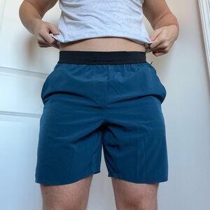 Ten thousand athletic stretch shorts 7” in large